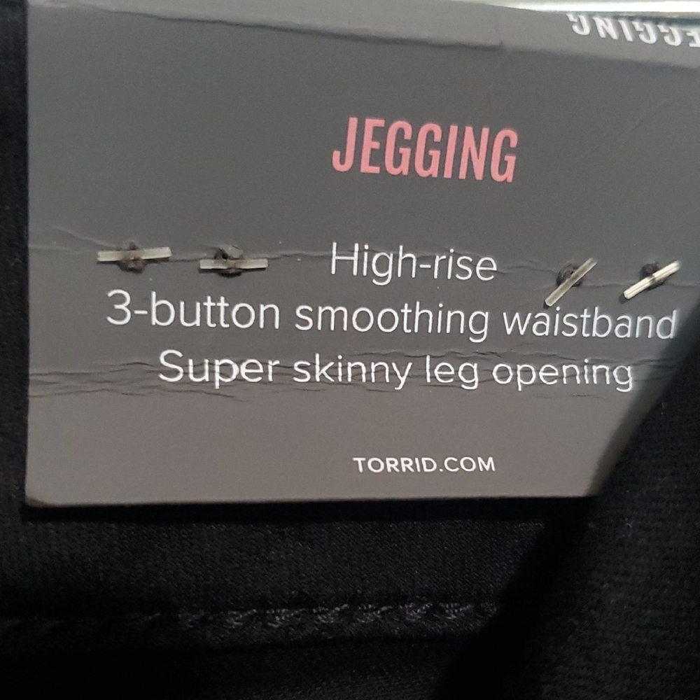 Torrid Super Soft Black Jeggings - Picture 4 of 4